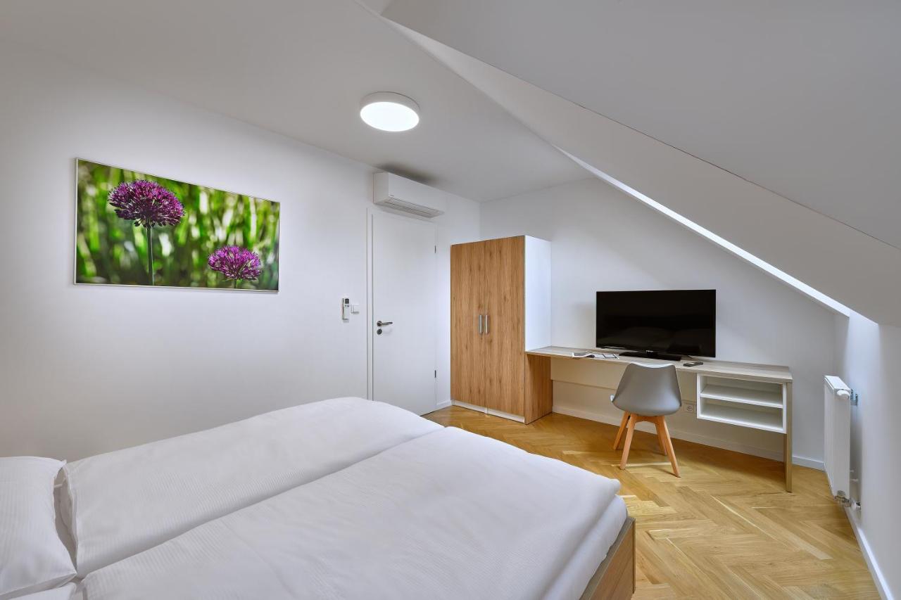 Downtown Suites Rubesova Prague Extérieur photo