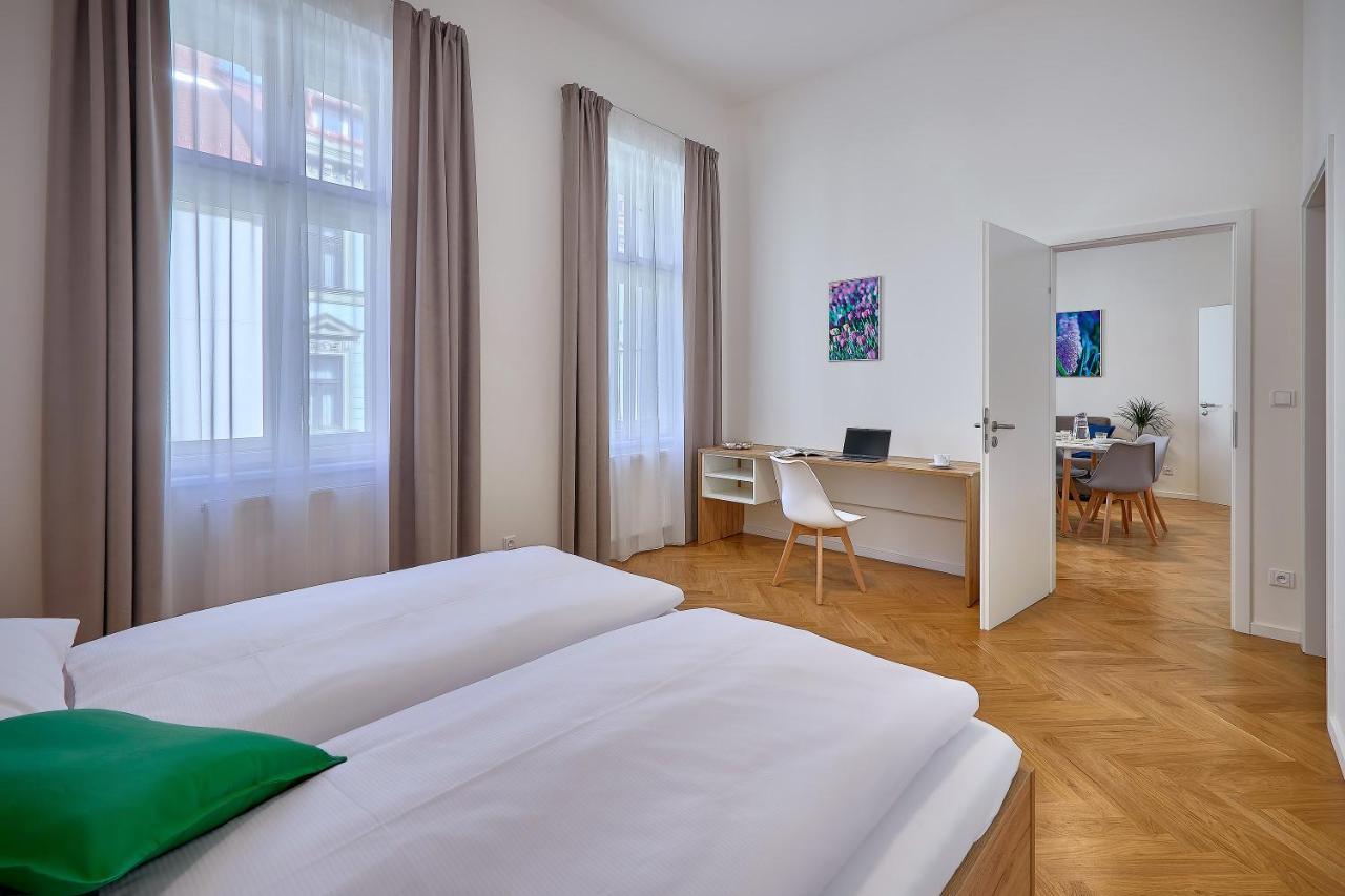 Downtown Suites Rubesova Prague Extérieur photo