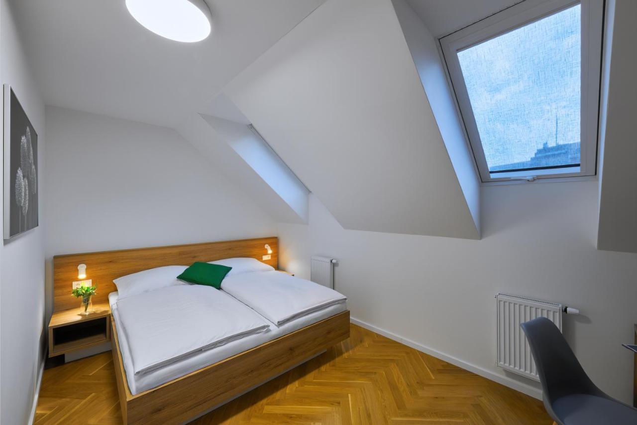 Downtown Suites Rubesova Prague Extérieur photo